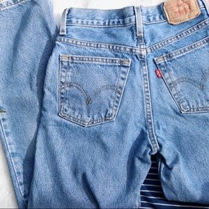 Levi’s 550 High Waist Mom Jeans